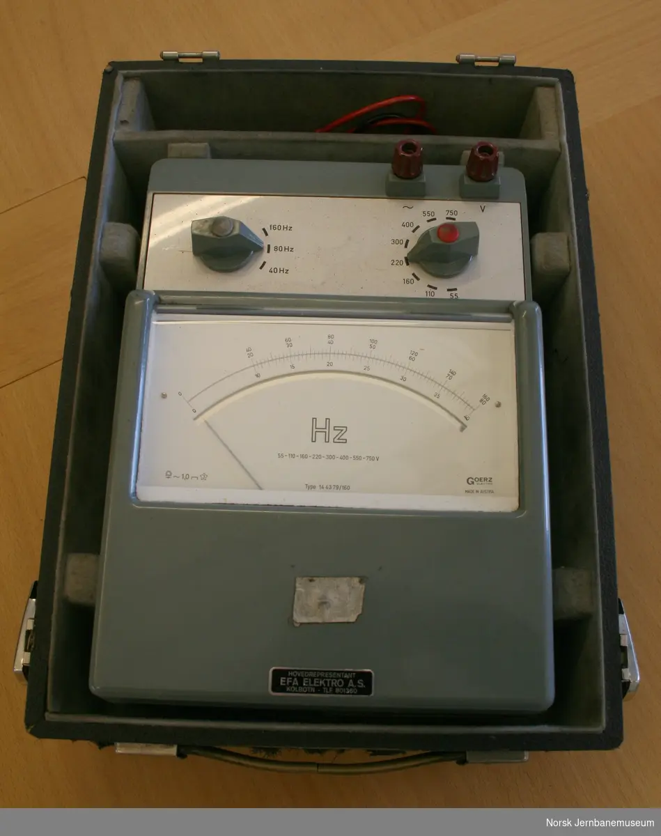 Instrument for frekvensmåling av periodeomformer. Fabrikat GOERZ, Østerrike. Type 14 43 79/ 160.