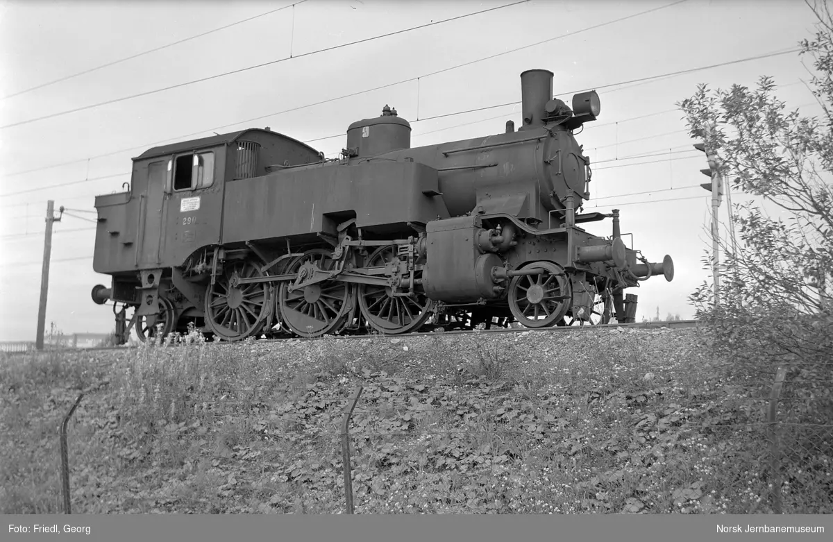 Damplokomotiv type 32a nr. 290 på Grorud