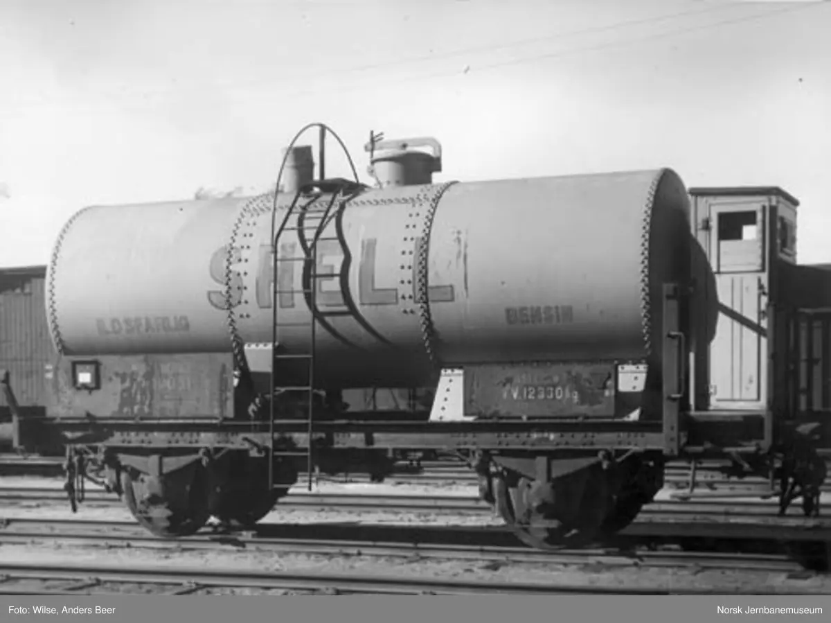 Tankvogn litra Qf4 nr. 500031 tilhørende Norske Shell - Norsk ...