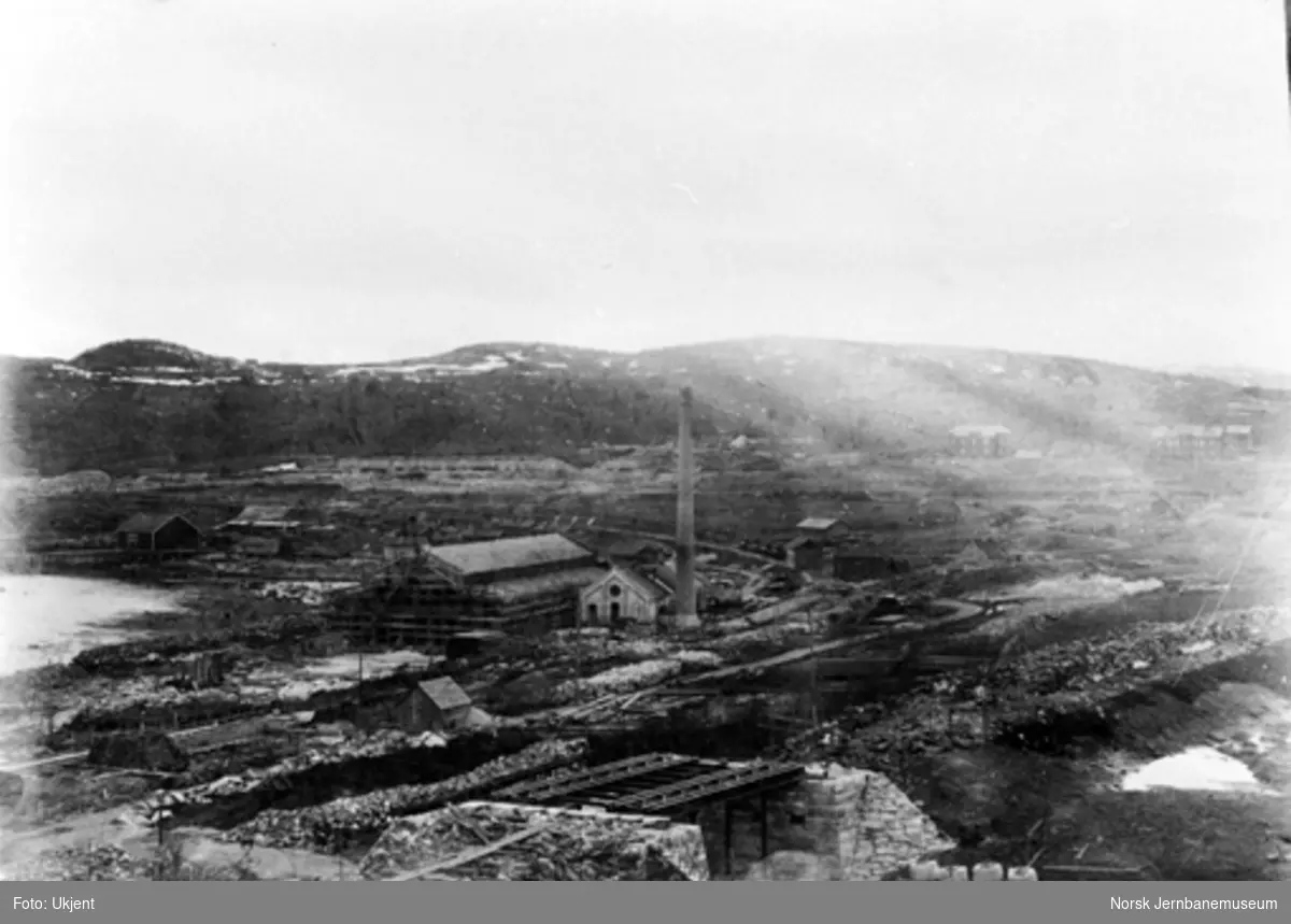 Oversiktsbilde fra Narvik. Bygging av vegundergang i forgrunnen