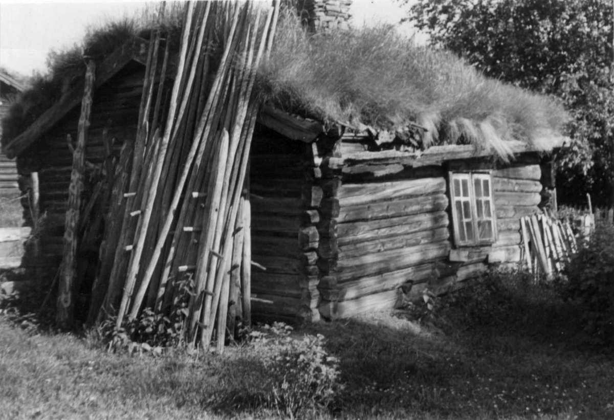 Bortistu Neby, Tynset, Hedmark 1952. Eldhus. Nå på Norsk Folkemuseum.