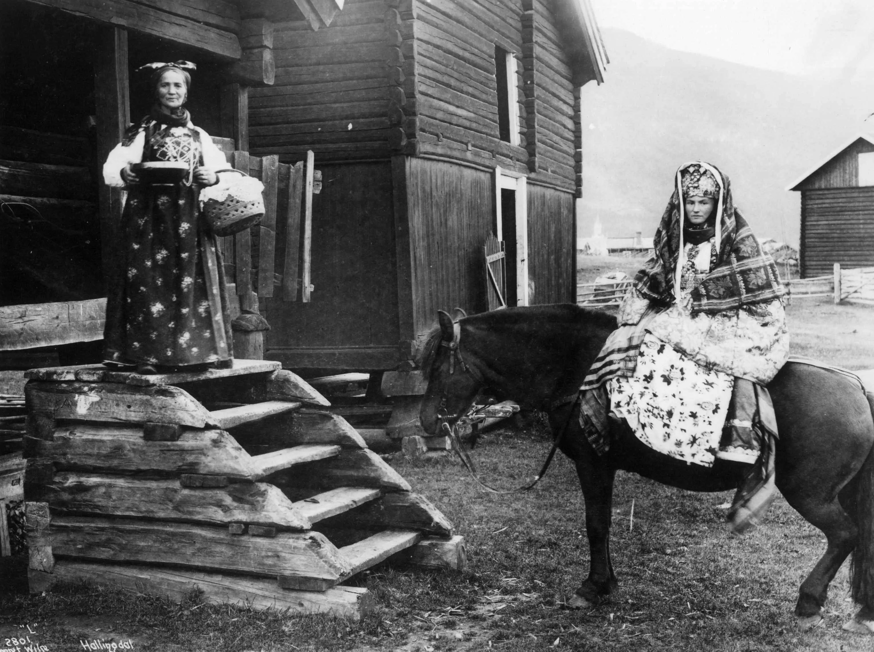 Brudedrakt Buskerud N Norsk Folkemuseum N Digitaltmuseum