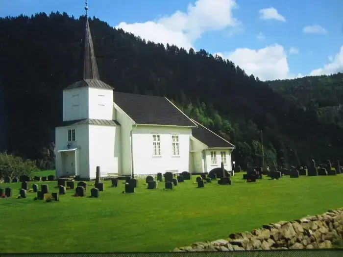 Hvarnes kirke